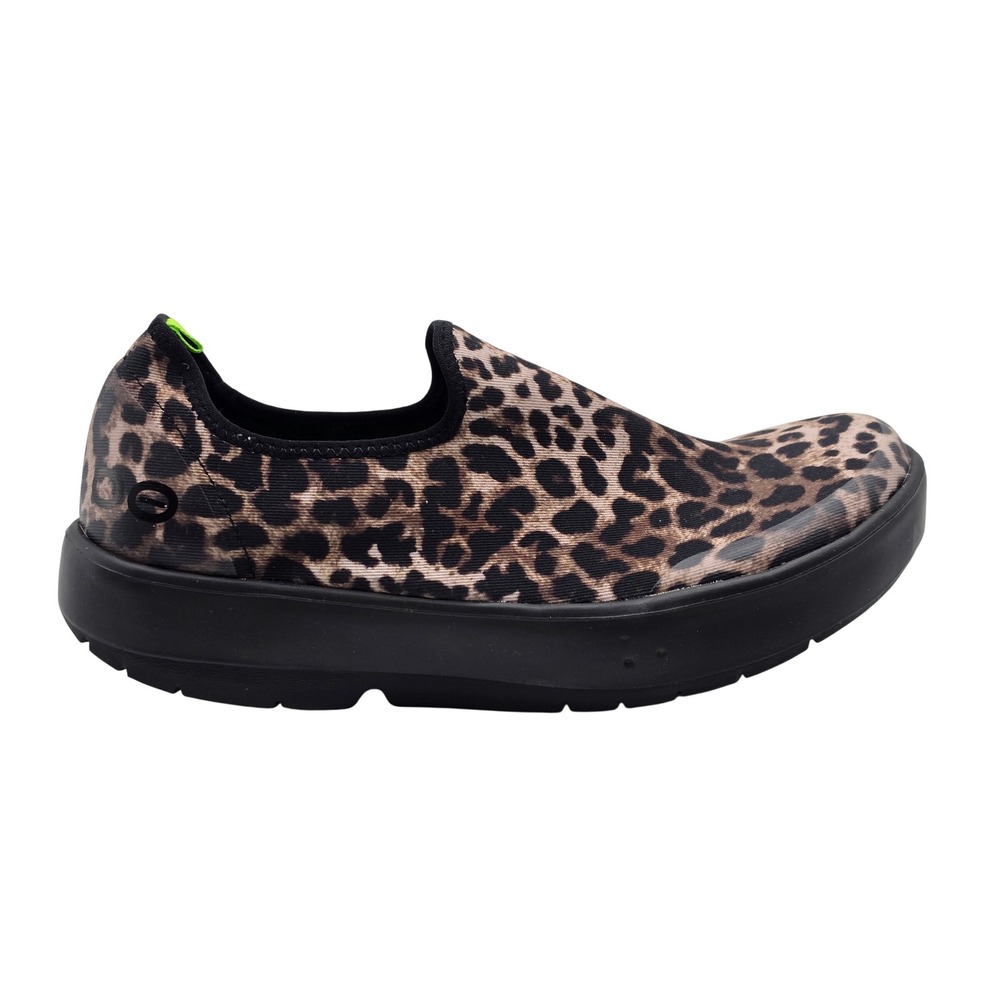OOFOS OOMG EEZEE Womens 10.5 Cheetah Leopard Slip On Recovery Shoes 5072